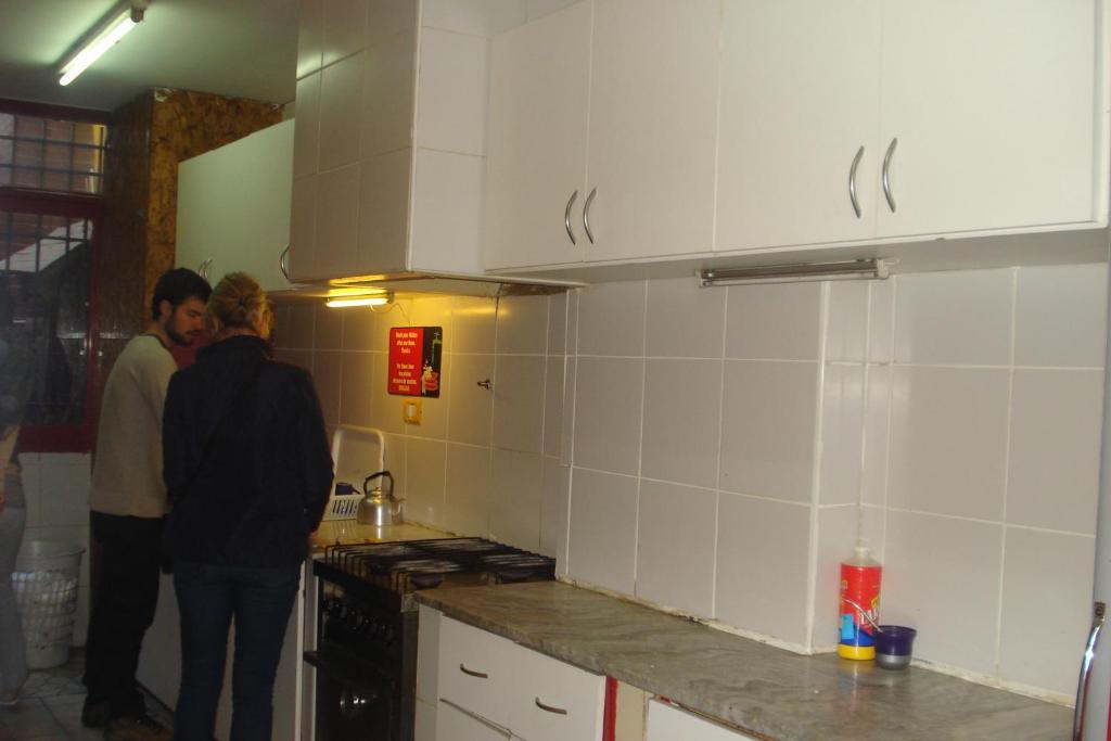 Albergue Campo Base Youth *